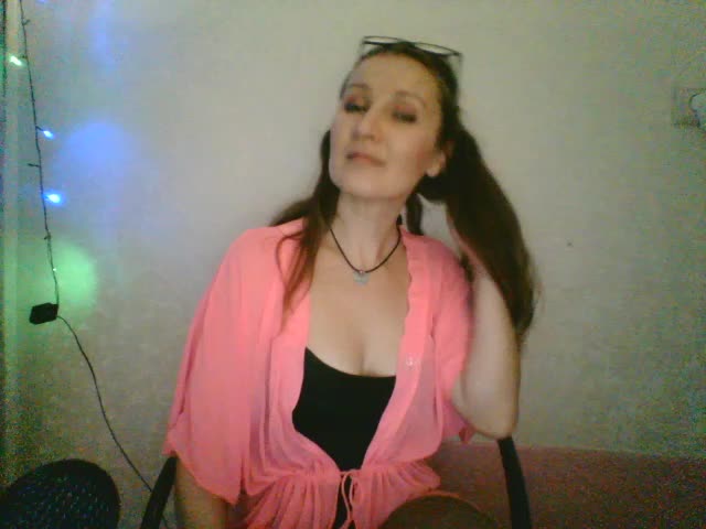 Yuliya333 Live Sex December 1, 2025
