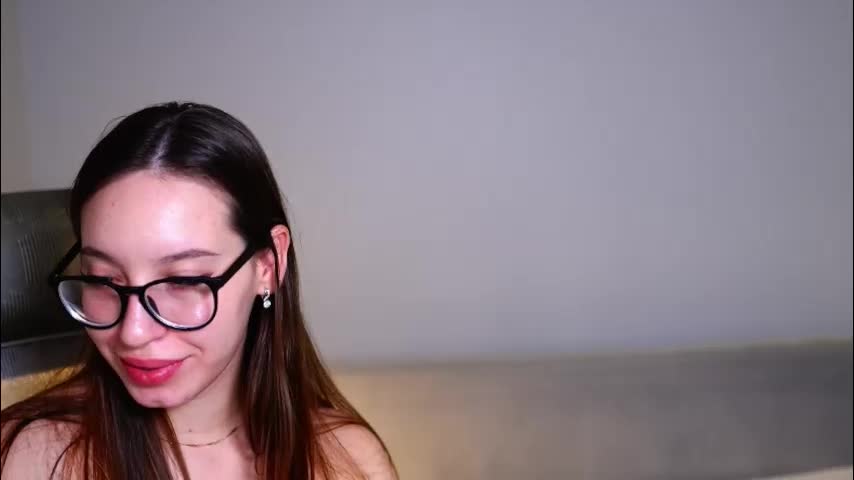 just_emmy Live Sex December 1, 2025