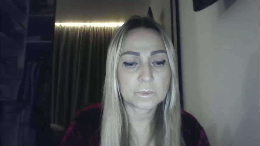 blondkitti Live Sex December 1, 2025