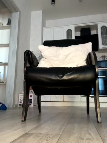 Adelina0001 Live Sex December 1, 2025