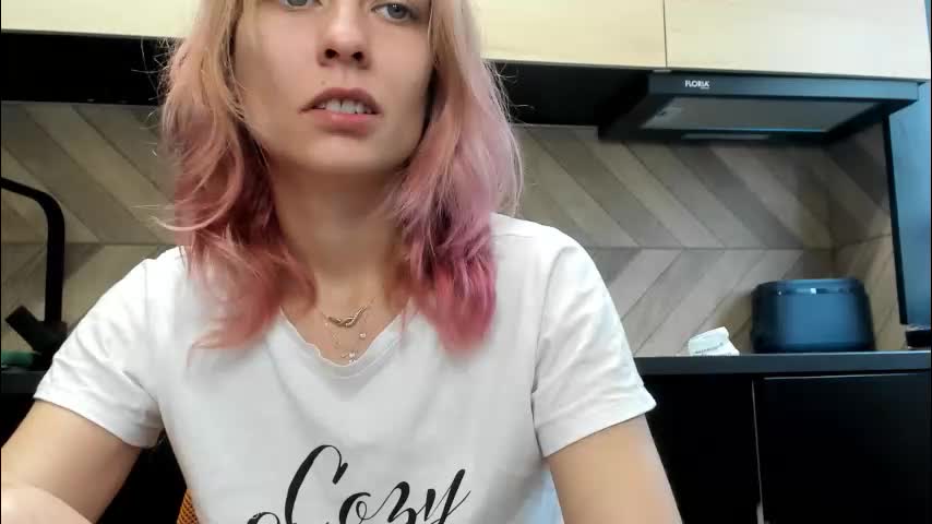 karoline121 Live Sex December 1, 2025