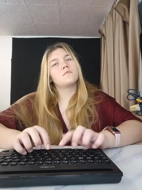 Kakdelaman Live Sex December 1, 2025