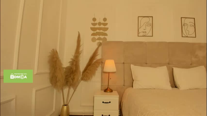 rennatha21 Live Sex December 1, 2025