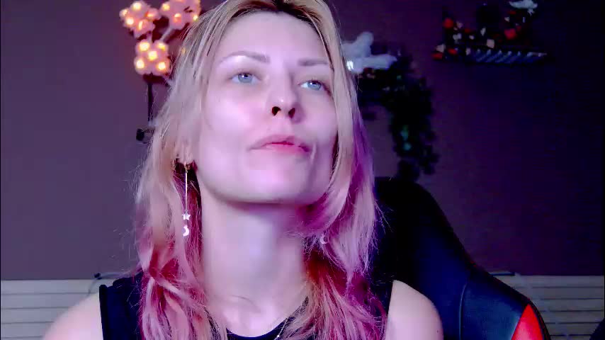 karoline121 Live Sex December 2, 2025