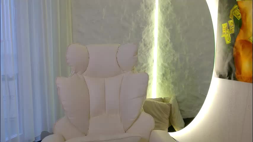 monique_a Live Sex December 2, 2025