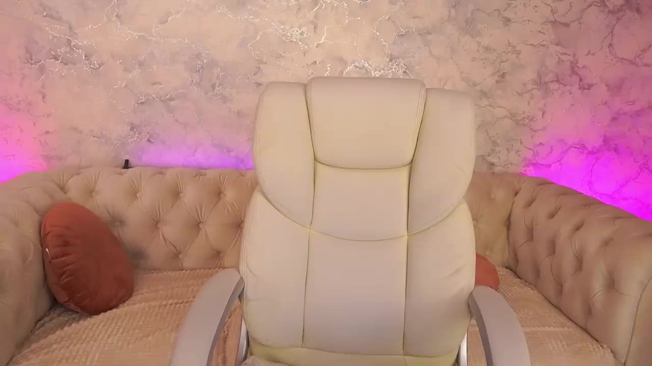 MollyWild Live Sex December 1, 2025