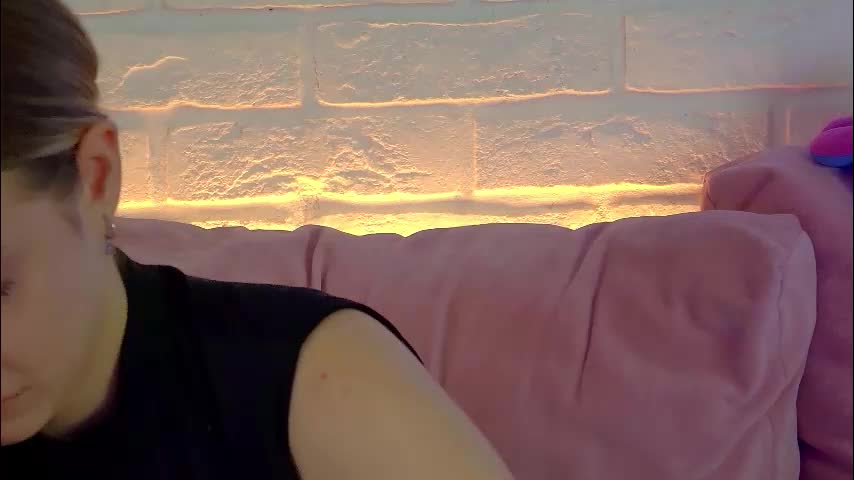 milanabalmain Live Sex December 1, 2025