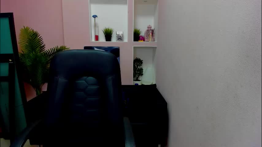 persinaky Live Sex December 3, 2025