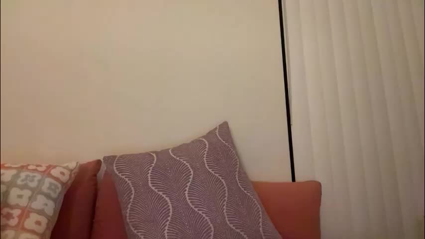 tinytittytia Live Sex December 2, 2025