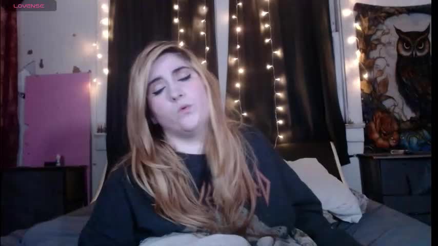 roxanneroulette Live Sex December 3, 2025