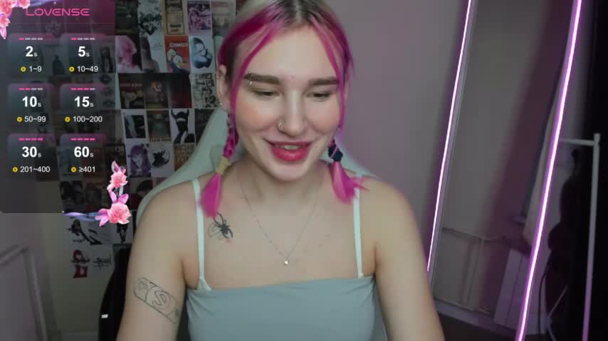 EvelinaLuu Live Sex December 4, 2025