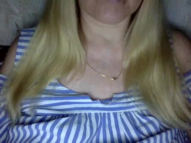 BlondyVio Live Sex December 4, 2025