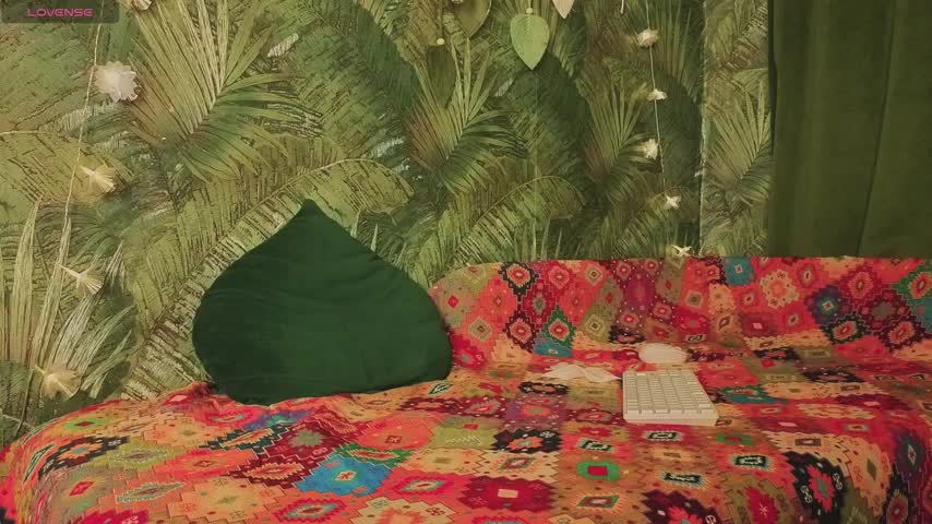 Meeeeow Live Sex December 4, 2025