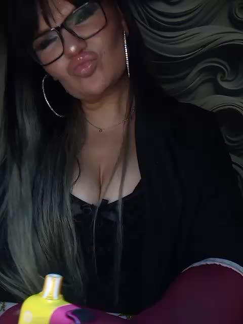 Brunetochkaaa Live Sex December 4, 2025