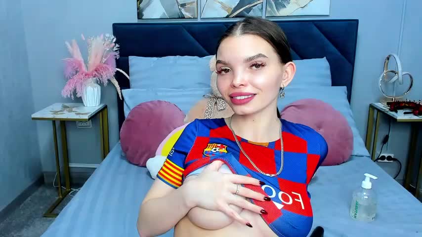 Curvy_Dynamite_ Live Sex December 5, 2025