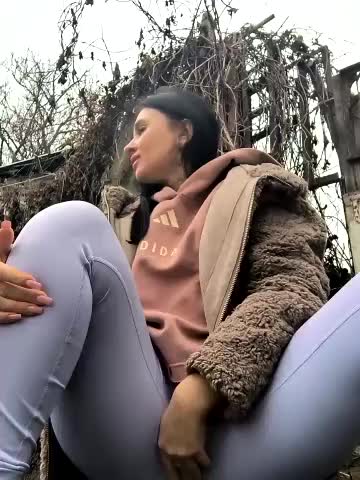 KikiXRed Live Sex December 4, 2025