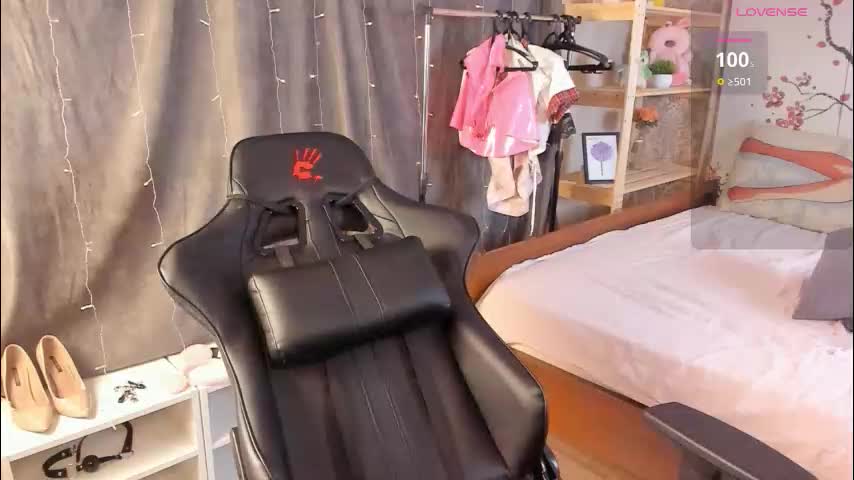 michel_momsen Live Sex December 4, 2025