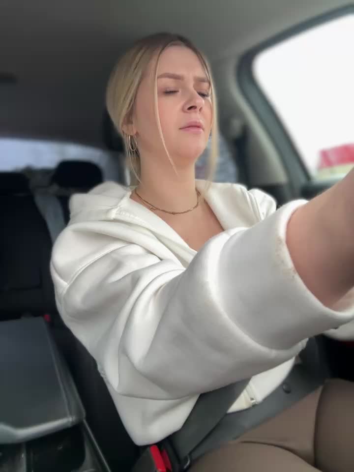 Love_Bri Live Sex December 5, 2025