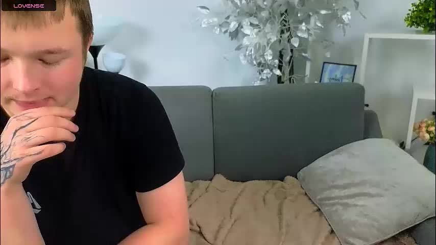 ollistiw Live Sex December 5, 2025