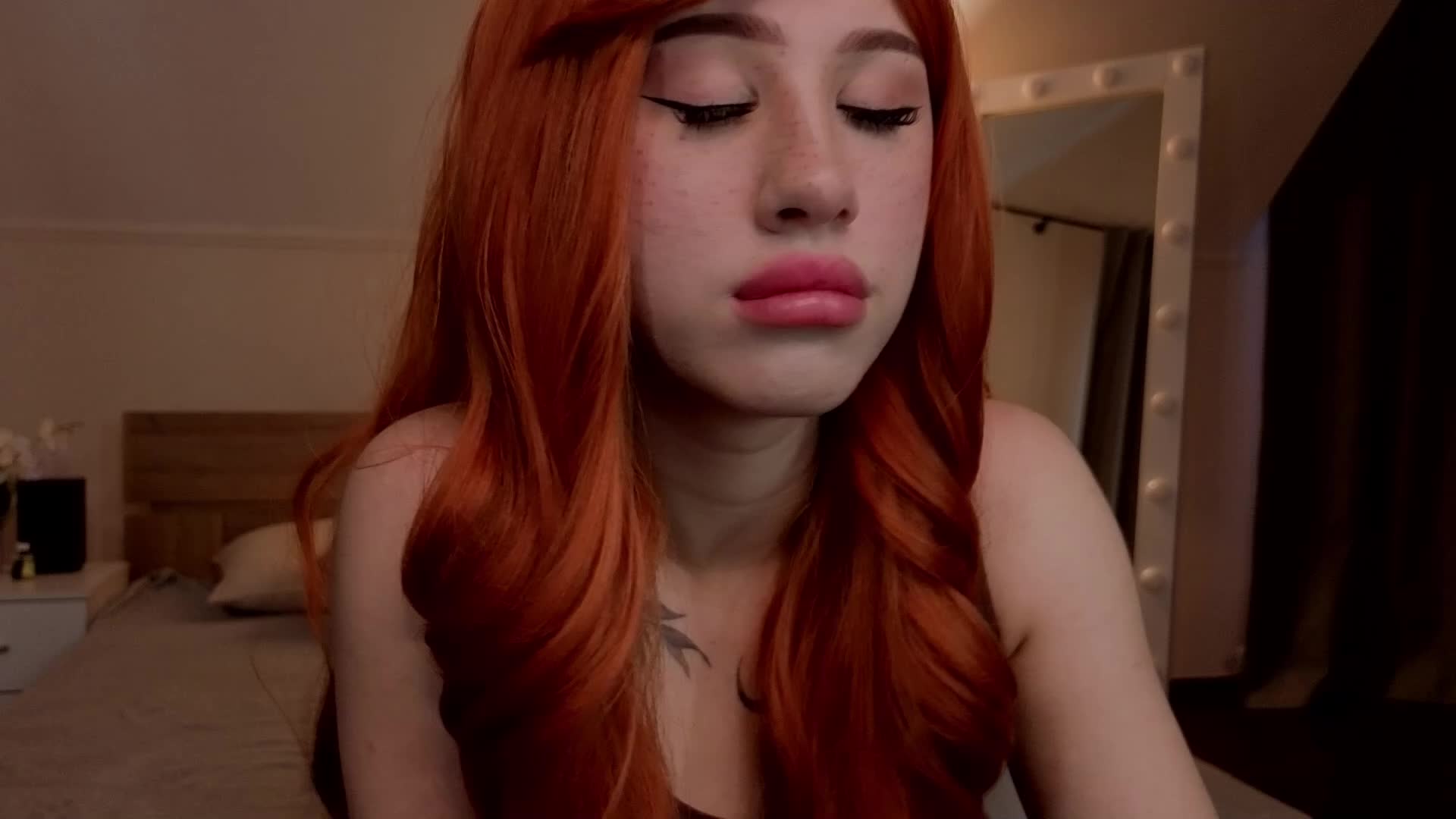 Necucubi Live Sex December 5, 2025