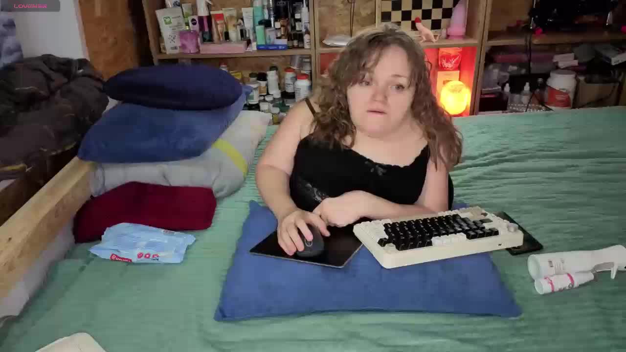 MiniNatali Live Sex December 6, 2025