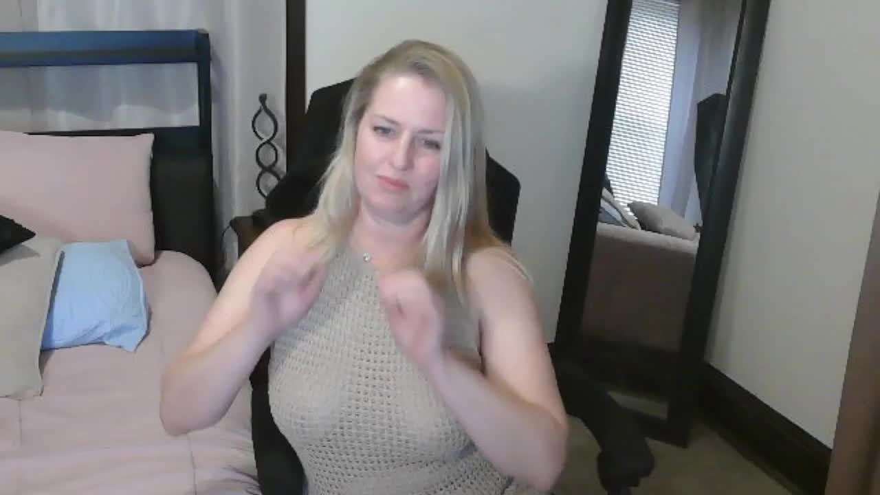 Holliekate Live Sex December 6, 2025