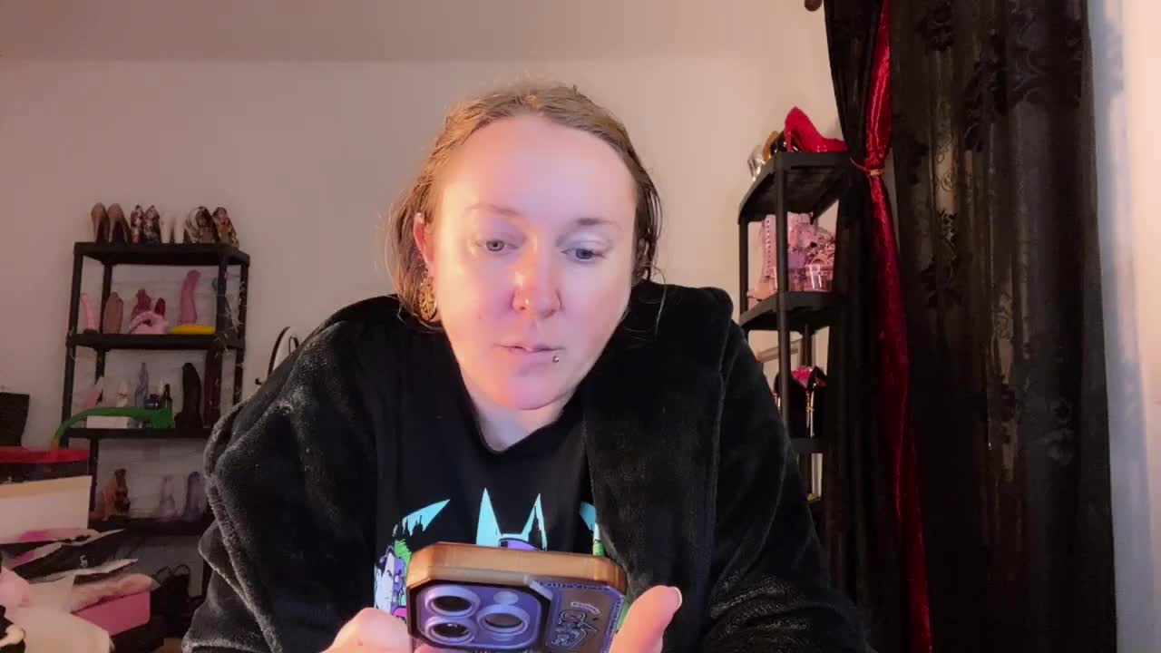 NylonQueen Live Sex December 6, 2025