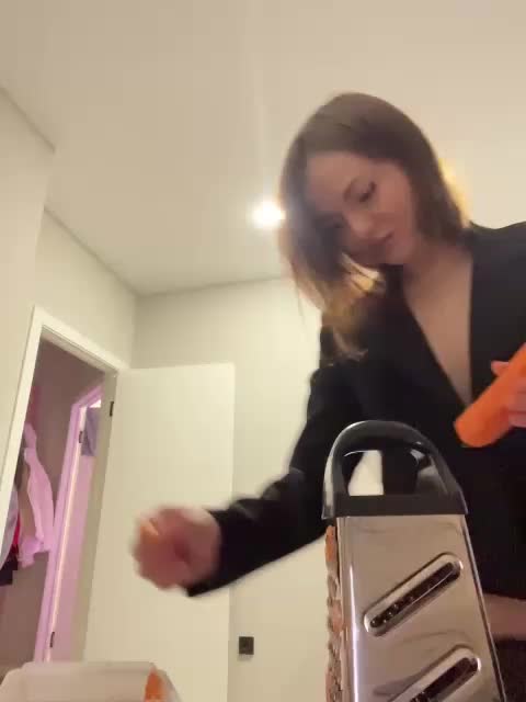 OlivkaVif Live Sex December 6, 2025