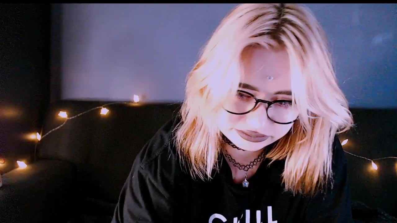 mymoonstar Live Sex December 6, 2025