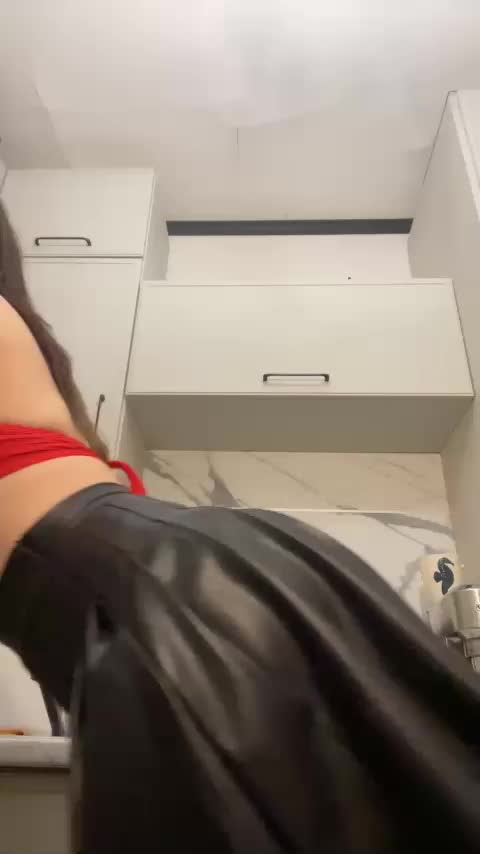 Azilanomi Live Sex December 6, 2025