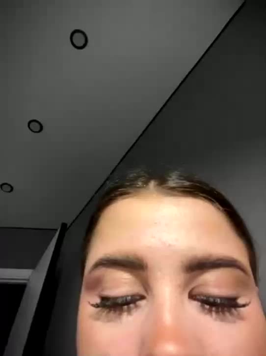 Vik04ka Live Sex December 6, 2025