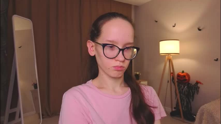 lynettebails Live Sex December 7, 2025