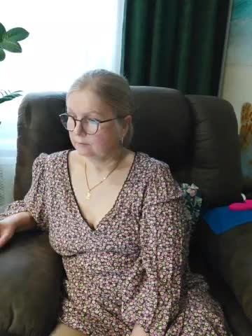 Hot_frenzy Live Sex December 5, 2025