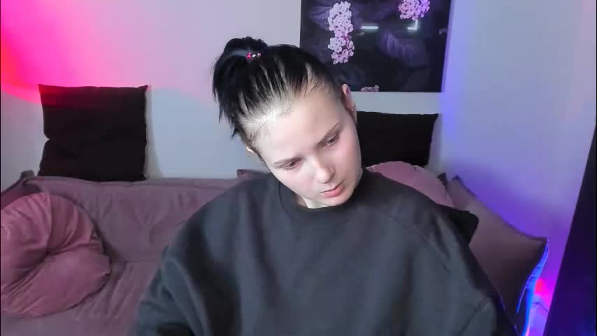 leila_xxbaby Live Sex December 7, 2025