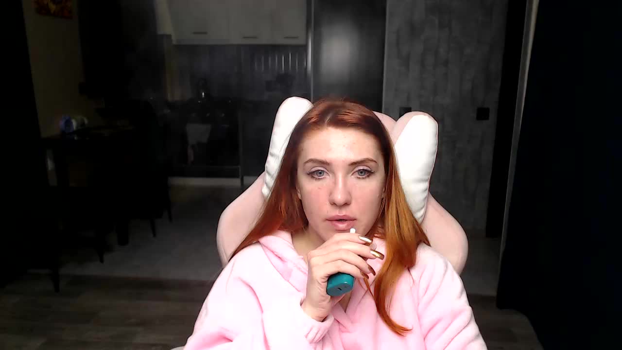 Regimasmile Live Sex December 6, 2025