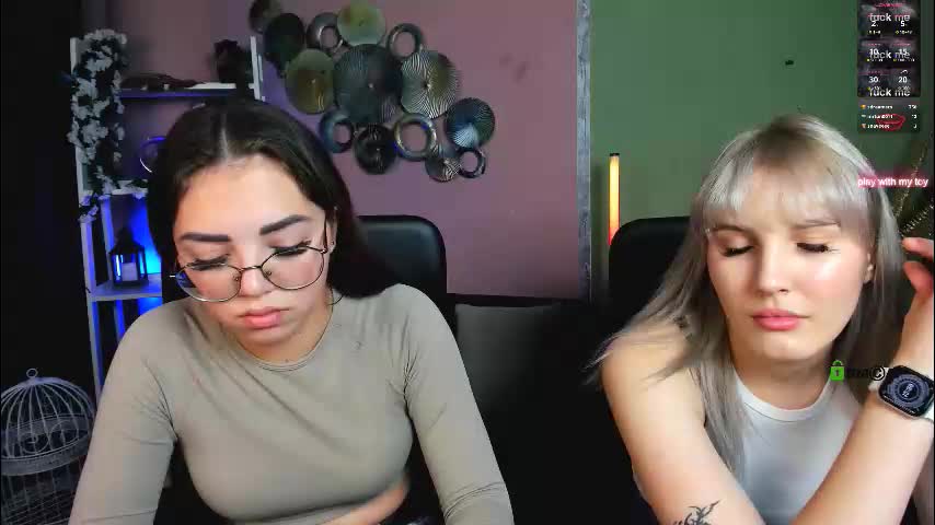 kiki_swan Live Sex December 4, 2025