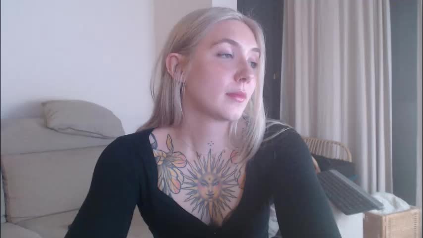 tattoobbgirl Live Sex December 6, 2025
