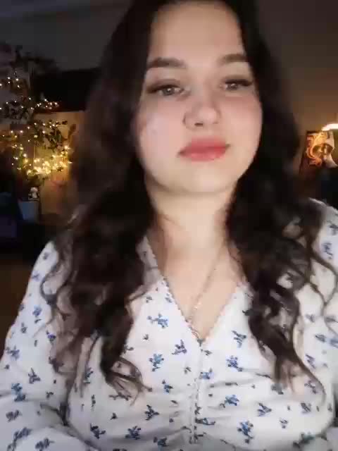 JuliaHesperaks Live Sex December 7, 2025