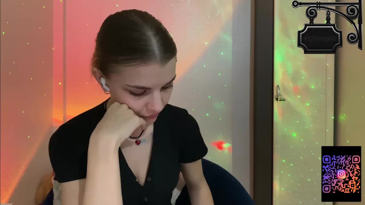 LIIIZ_NIKA Live Sex December 7, 2025