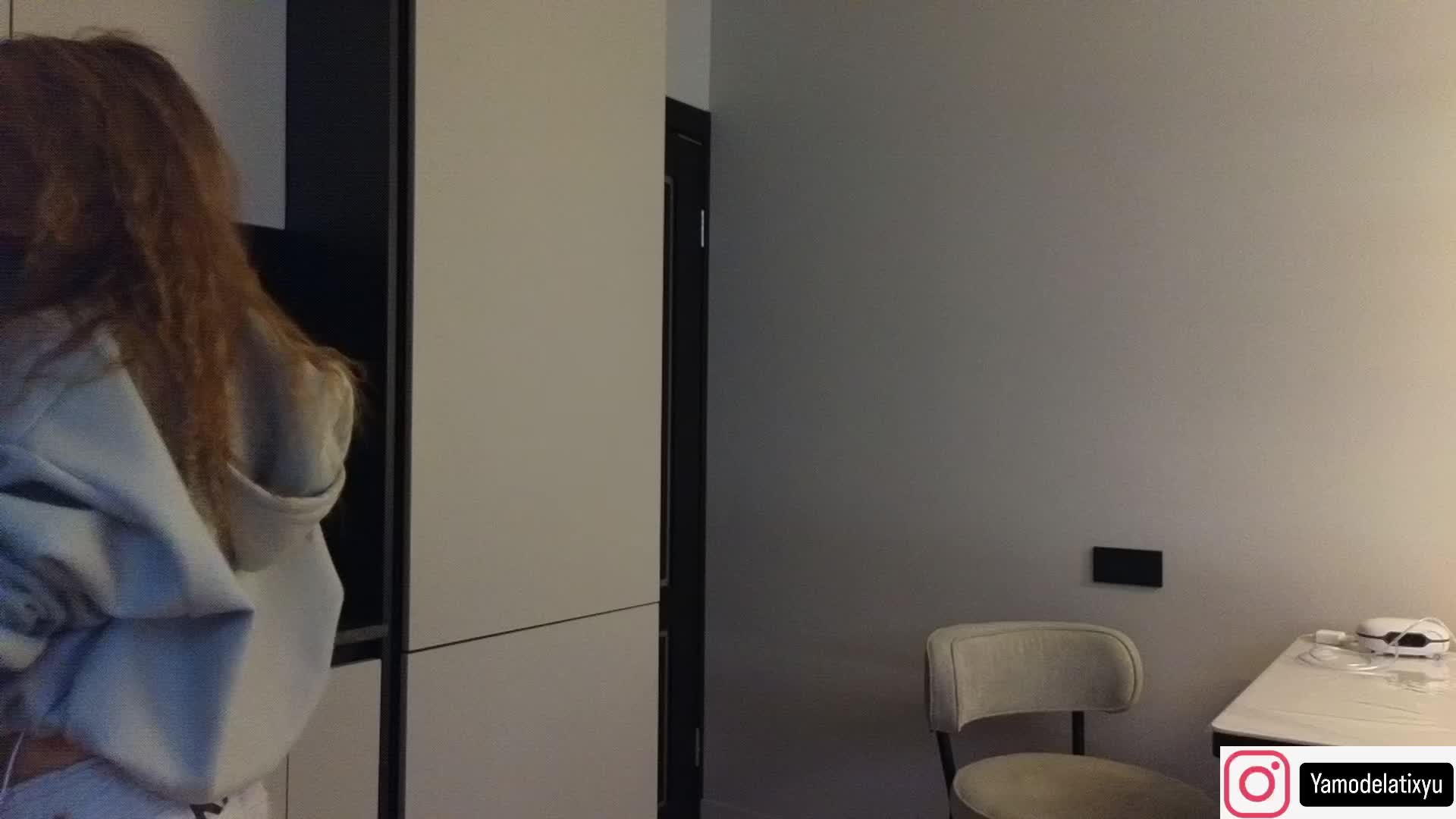 diffgirls1-1 Live Sex December 7, 2025