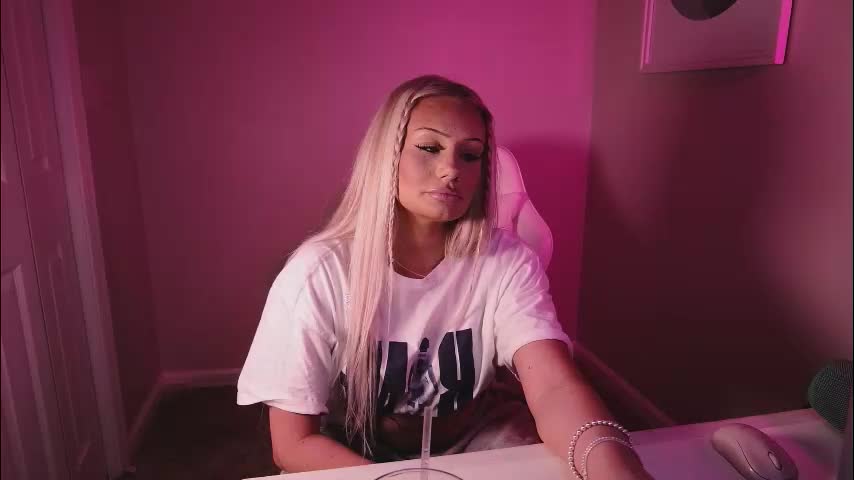 daisyy888 Live Sex December 7, 2025