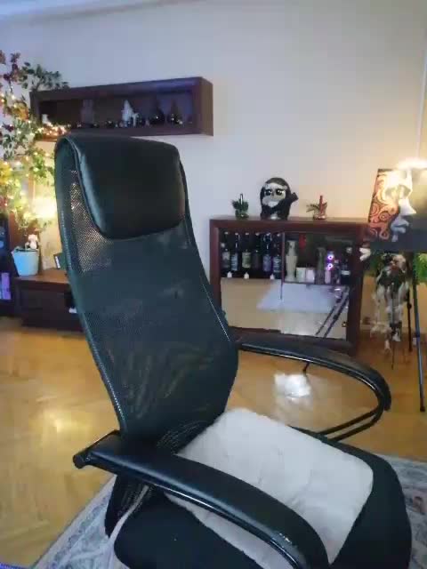 JuliaHesperaks Live Sex December 7, 2025