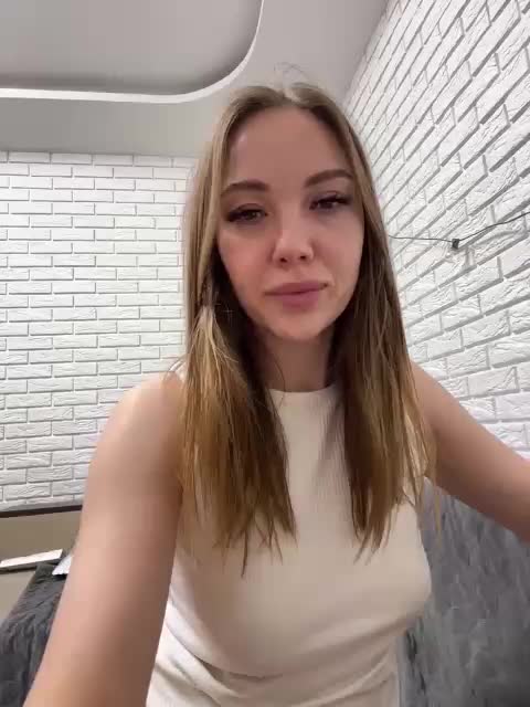 KitFox Live Sex December 7, 2025