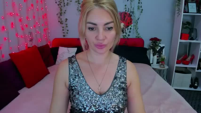 LunaBellucci Live Sex December 8, 2025