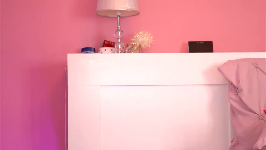 deborahlowe Live Sex December 8, 2025