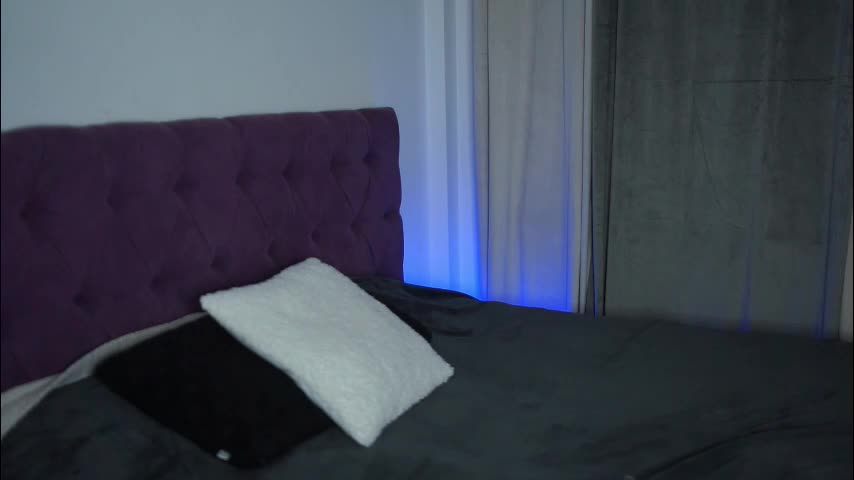 notamericanpie23 Live Sex December 7, 2025