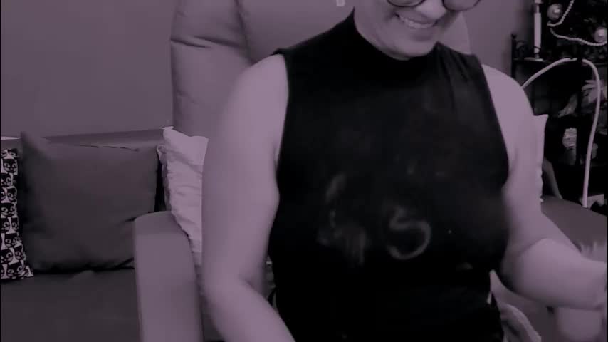 chantallovely Live Sex December 8, 2025