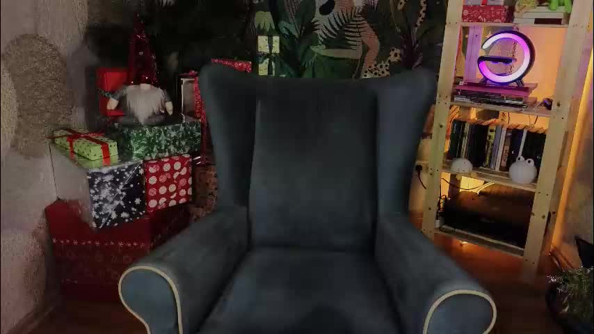 carolina_winter Live Sex December 8, 2025