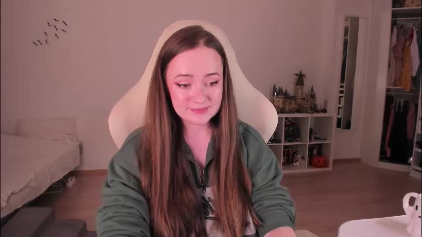 lil_happiness Live Sex December 8, 2025
