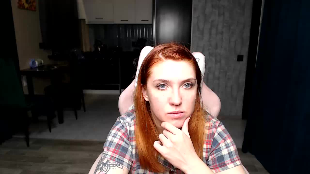 Regimasmile Live Sex December 7, 2025